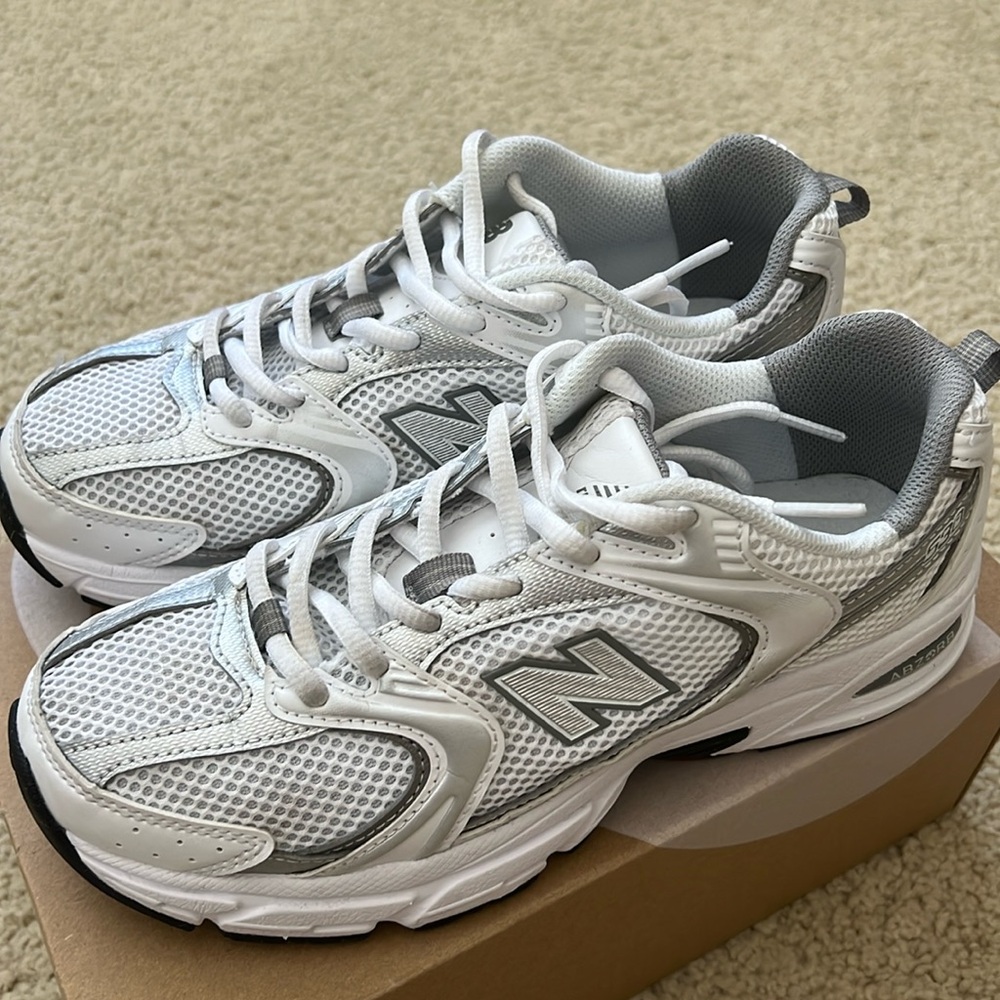 New Balance 530